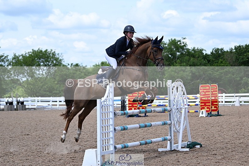 240619A-141945-00534 - Cls 4 Snr Newcomers and 1.10m Open