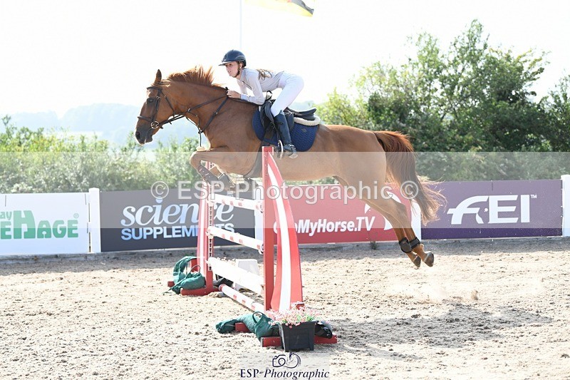 250725-165935-04062 - Cls 10 1.05m Amateur Quali