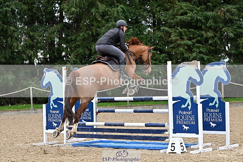 250201A-144230-01007 - Cls 04 Local Horse 120cm