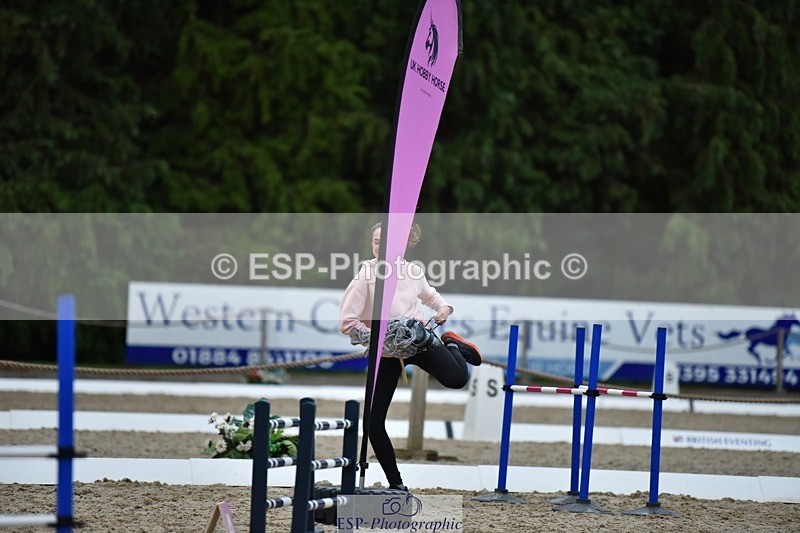 240523-202422-06847 - Hobby Horse Comp