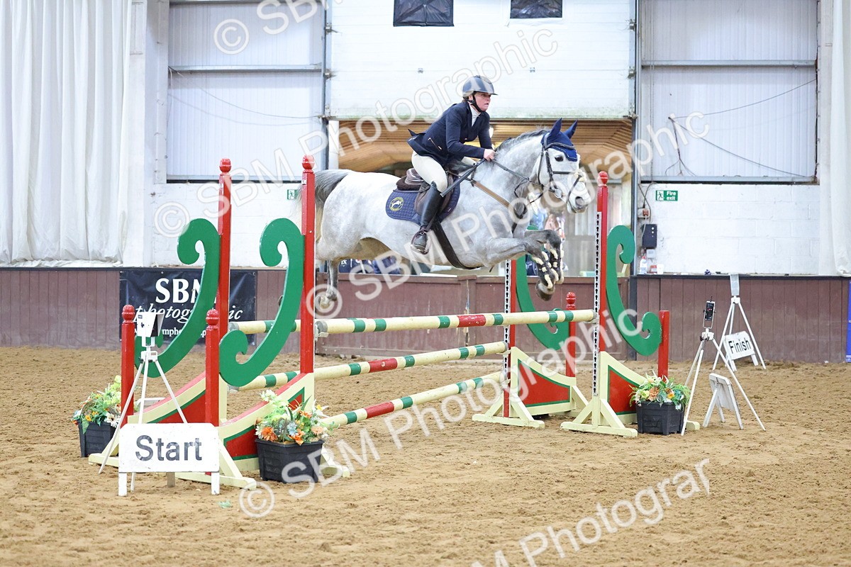 SBM_010057 - Class 21 - Nupafeed Supplements Senior Discovery/ 1m Open - First Round (1.00m)