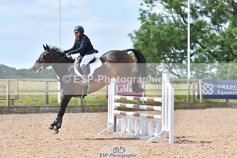 240609A-112029-04517 - Cls 17 Snr 1.05m Open