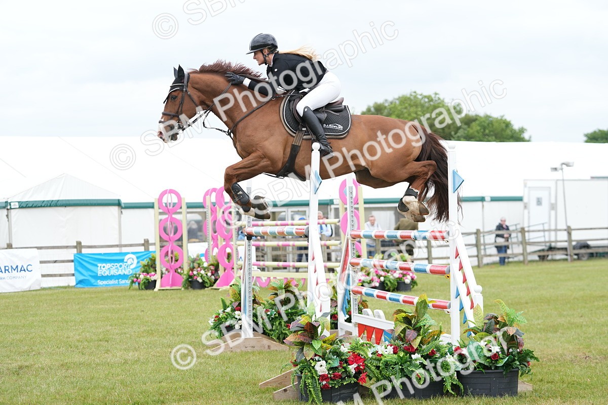 SBM_06432 - Class 202 - National 1.40m Open