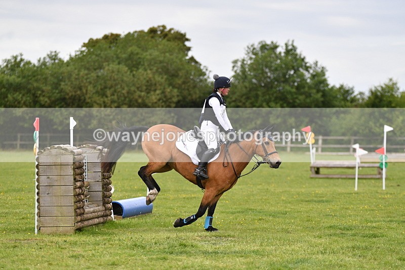 WJ5_3691 - Class 6 80cm