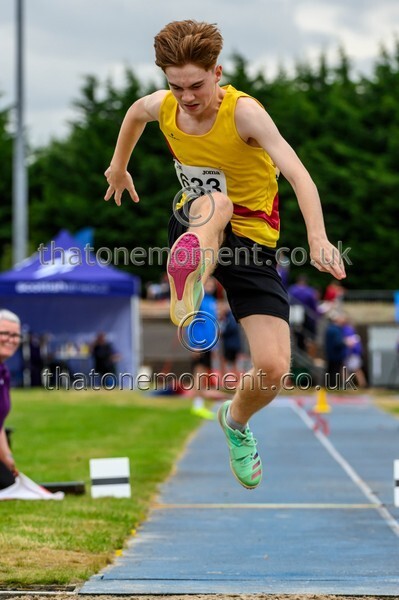 Sen25SAT-922064 - Field Male Set Two