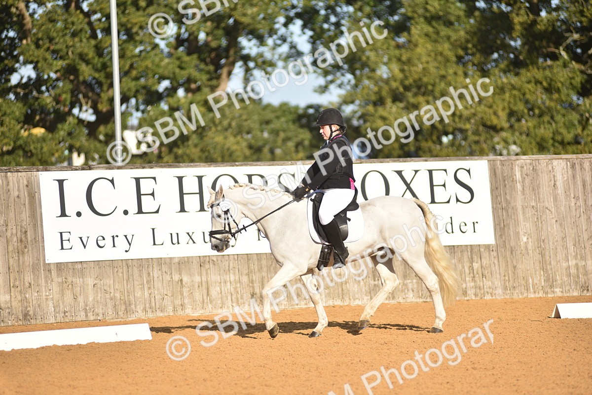 SBM_15744 - D4 - Small Tour Championship Intro 4