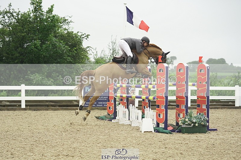 230722A-142244-09645 - Cls 23, 1 Star Gold 1.30m