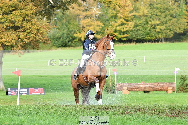 251025A-154703-21915 - G-574-Abbie.Rogers