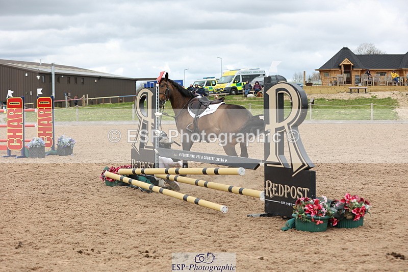 240419A-125425-07521 - Cls 6, 2 Star Medium Tour 1.35m