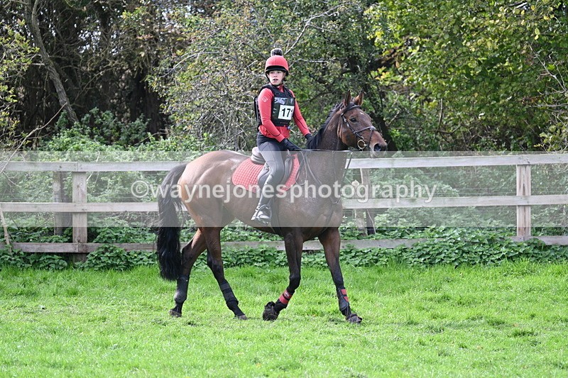 WJ7_8910 - Time 12:40 to 12:54