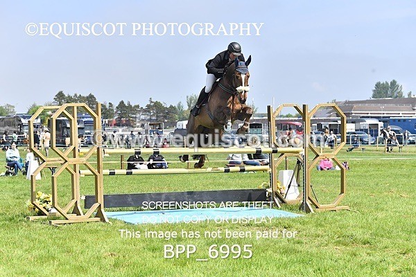 BPP_6995 - CLASS 3 RHS Fox Champ Qual (1.20m)