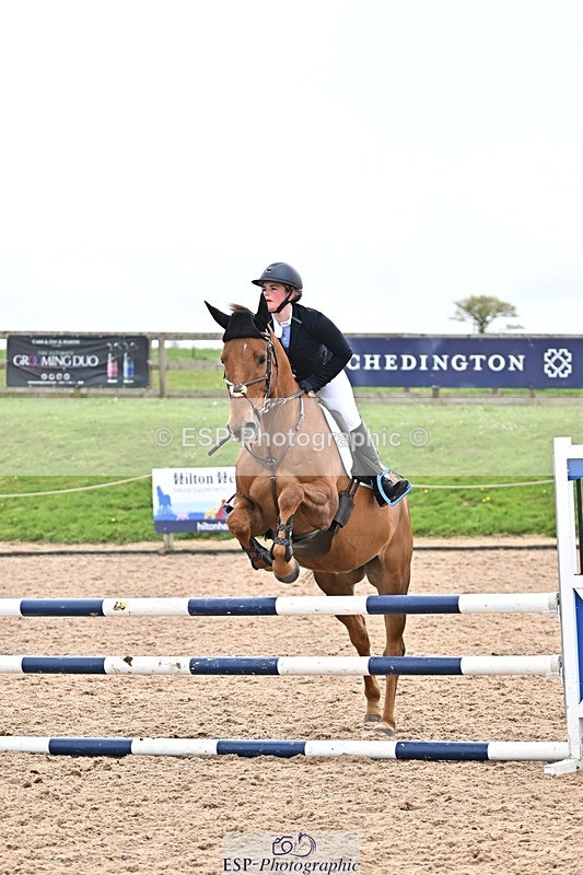 250414-112012-00454 - 90cm Round 1