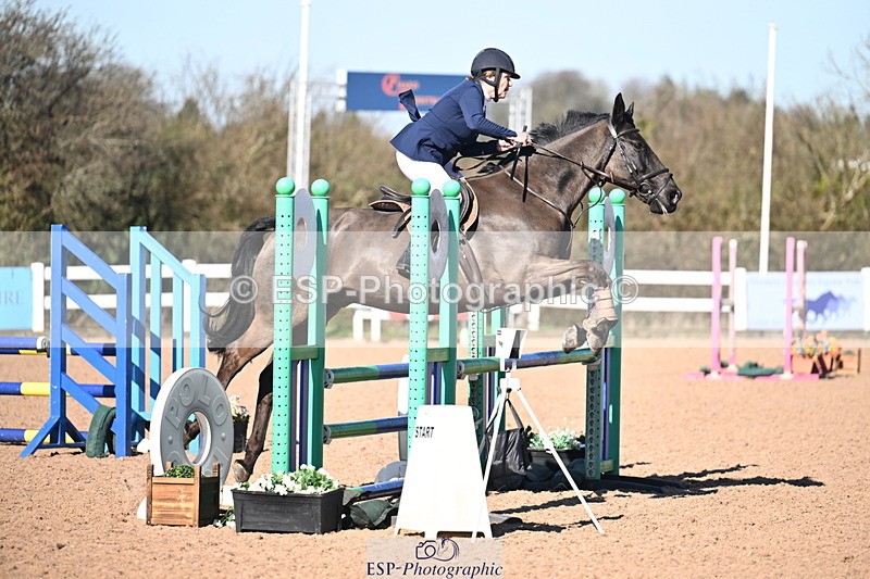 260318B-103626-00131 - Clear Round & Brit Nov 90cm