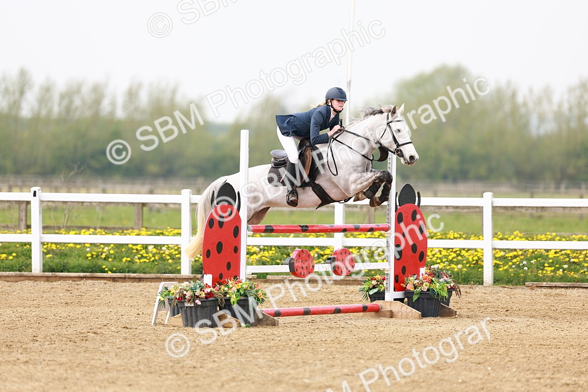  - Class 17 - Senior 1.05m