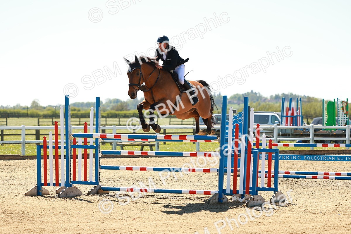SBM_001509 - Class 5 - Senior Foxhunter - 1.20m