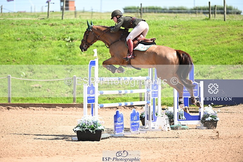 240718A-113833-04829 - Cls 1, 3 Star Small Tour 1.35m