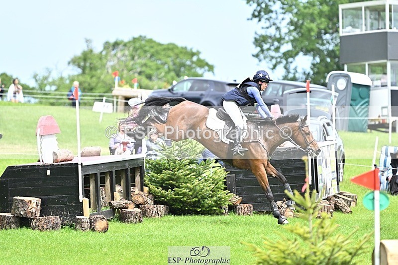 240525-144256-16036 - 203-OAKPORT_WEST_COAST_EXPRESS-Emma_Wilkes