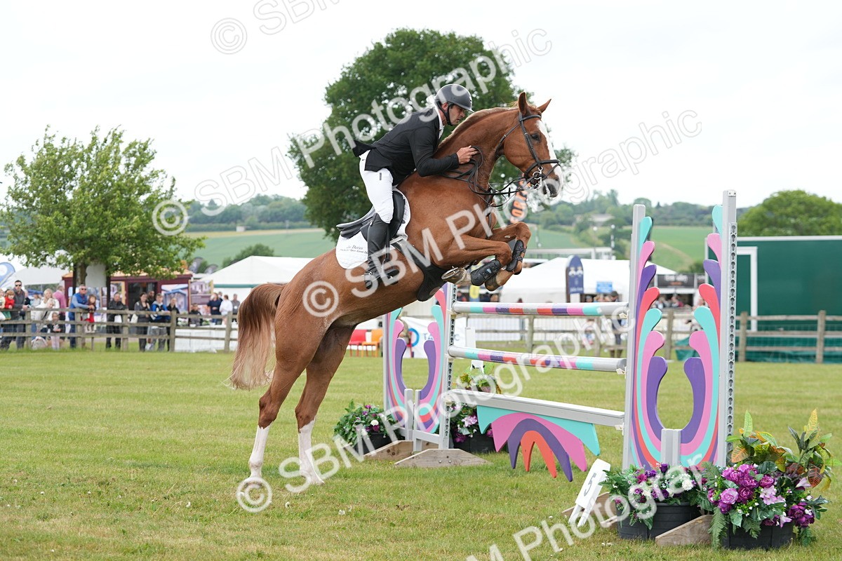 SBM_05304 - Class 201 - British Horse Feeds Speedi Beet Horse of the Year Show Grade  C