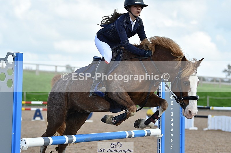 230902A-143242-01776 - Cls 3B Pony Medium 90cm