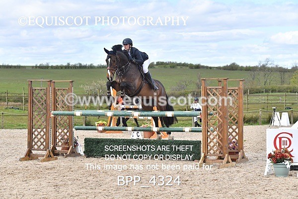 BPP_4324 - CLASS 8 FRI Senior Foxhunter/ 1.20m Open