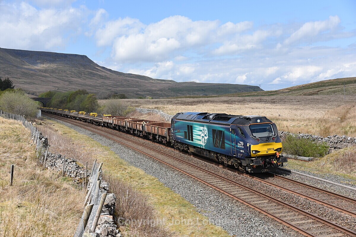 JL - 4.5.20 68016 'Fearless' 6K05 Carlisle - Crewe, Ais Gill summit - Ais Gill - Summit