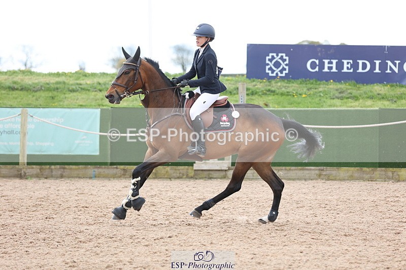 240419A-120224-06968 - Cls 6, 2 Star Medium Tour 1.35m