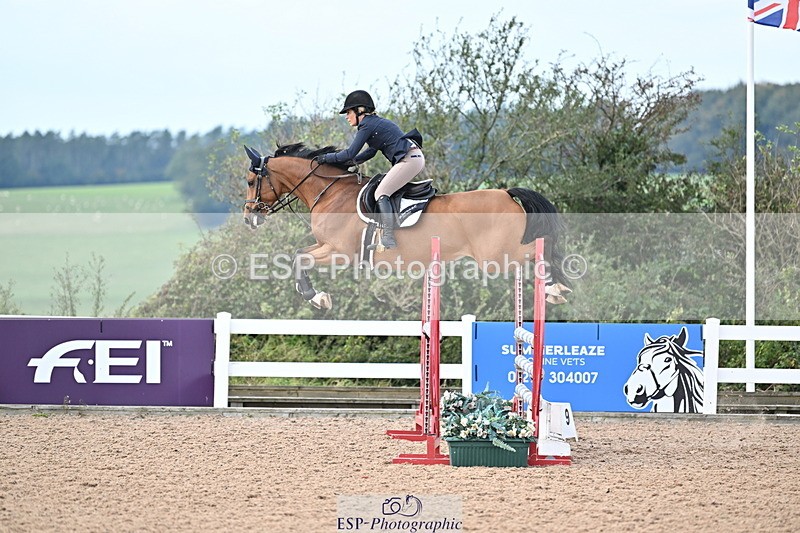 241004A-132237-02174 - Fri 10 1.05m amateur Quals