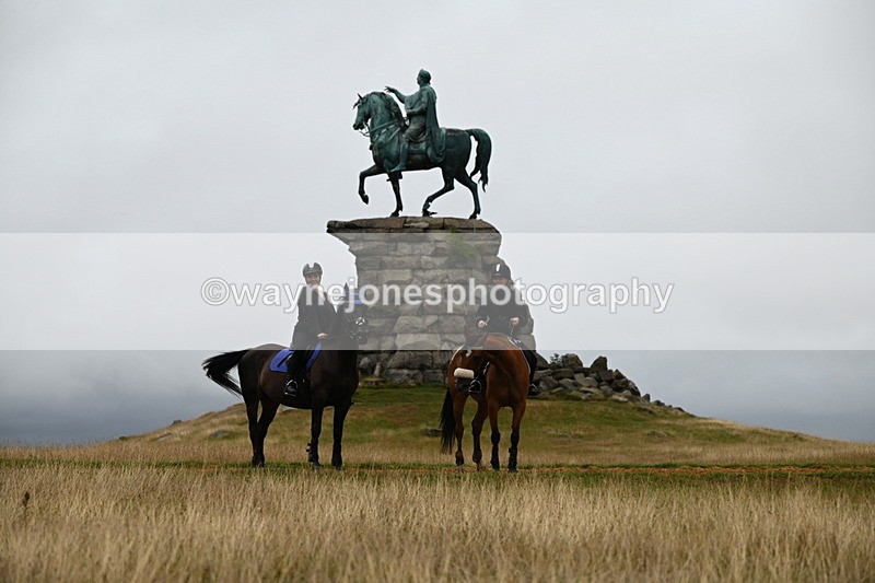 DSC_2138 - Time at Statue 12:13 to 12:32