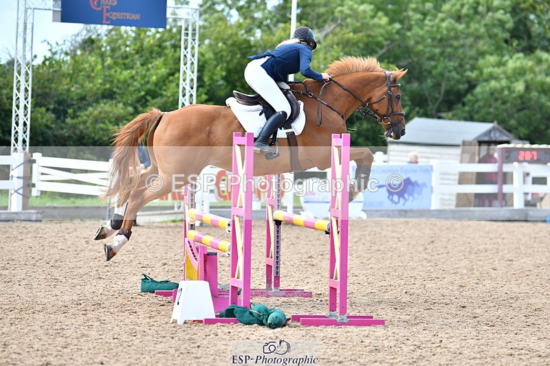 230819A-150117-00942 - Cls 31 85cm Amateur Qualifier