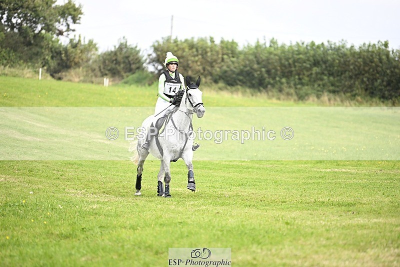 240831A-122343-01879 - 014-Caitlyn.Faull-PENNINEVIEW.SUMMER