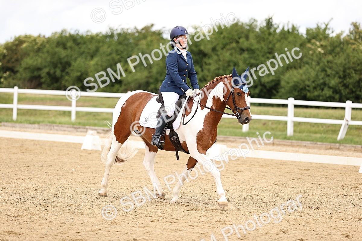 SBM_002854 - Class 2 - Novice 4 - 12.00-13.10