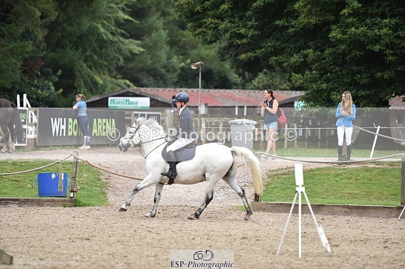 240802-105724-01027 - 80cm Round 1