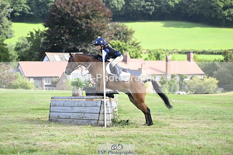 240825X-100615-31270 - 70cm XC 10.00 to 11.00