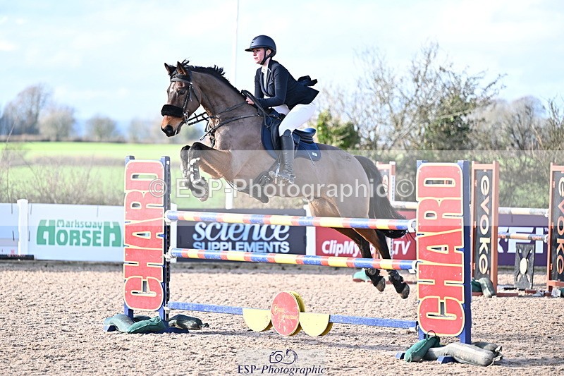 260204A-135516-00405 - Cls 5 Foxhunter and 1.20m