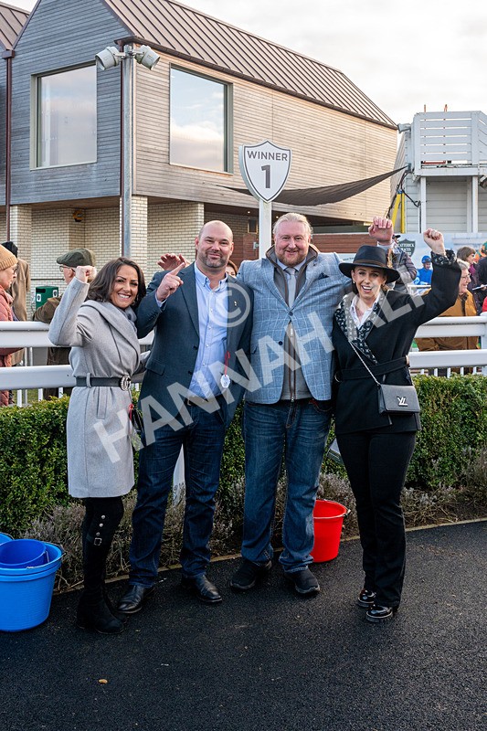 220125-Race 4-Komedy Kicks-2779 - Race 4