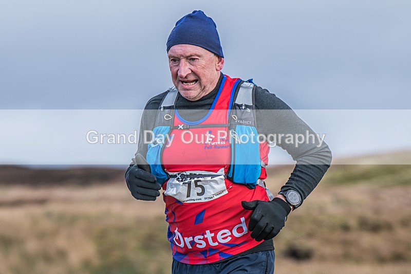 Nine Standards-787 - Nine Standards Fell Race Thursday 1st January 2026