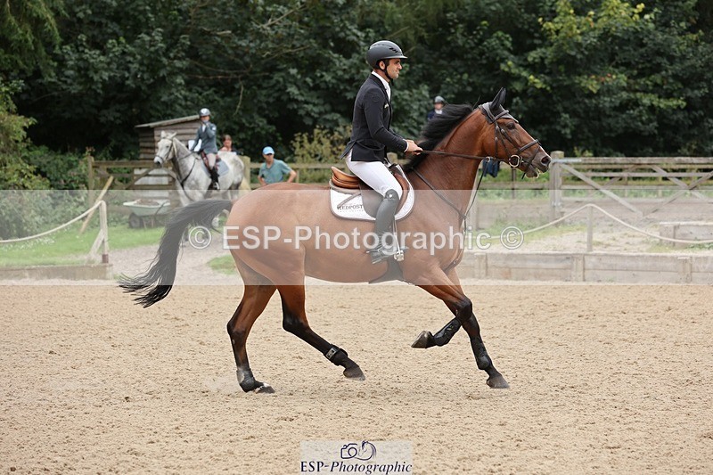 240817-142138-01847 - 05A Snr Newc