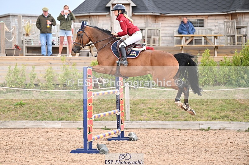 250827B-142359-00725 - Cls 6 Snr Fox 1.20m & Cls 7 1.30m