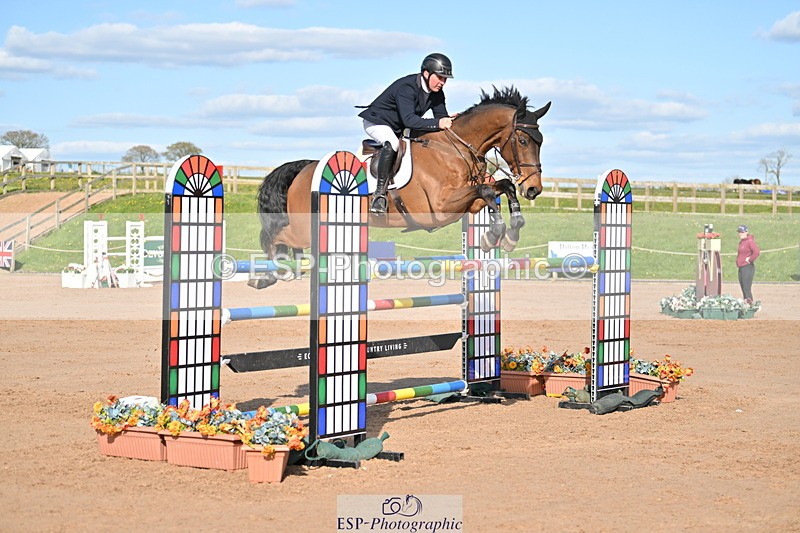 240420A-165252-12508 - Cls 11, 2 Star Big Tour 1.40m