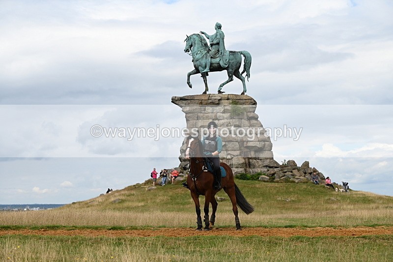 DSC_7687 - Time at Statue 13:16 to 13:52