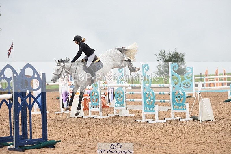 230916A-102940-03816 - Cls 14 Snr Foxhunter