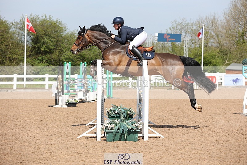 240510A-111134-06096 - Cls 14 Discovery and 1m Open