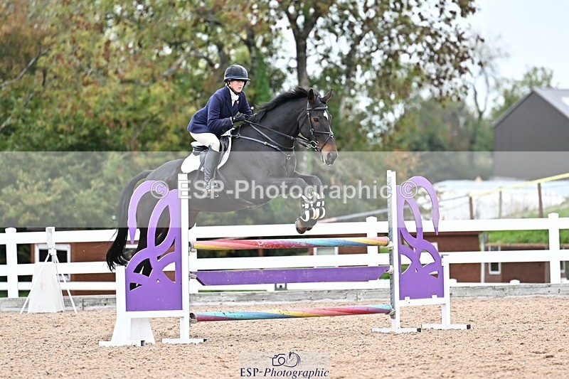 251015-135141-00657 - Cls 4 Newcomers and 1.10m Open