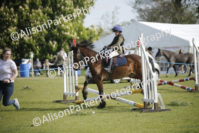 20260426-1107 - Class 1 - Mini Jumping - Lead rein or Assisted