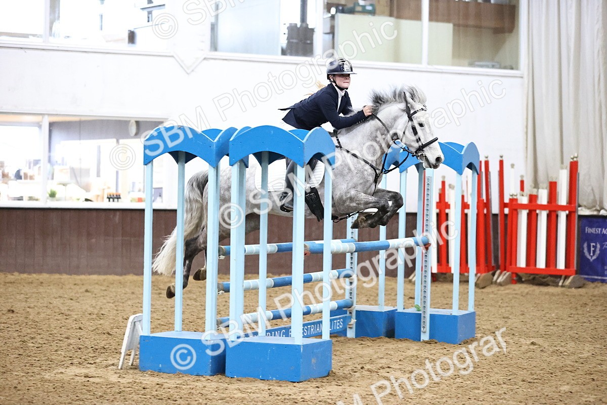 SBM_000887 - Class 4 - Blue Chip Pony Newcomers - 1.00m