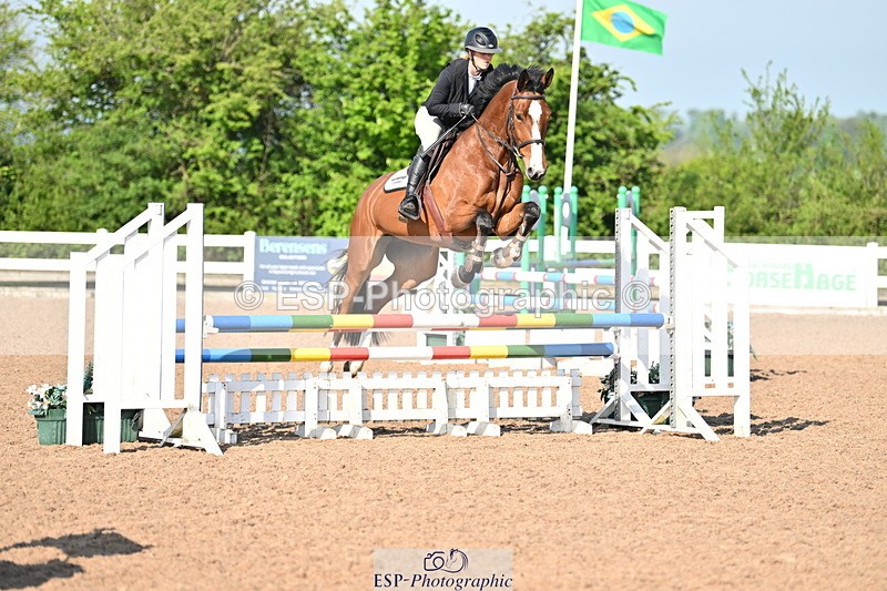 240509A-091438-00076 - Cls 1 British Novice and 90cm Open