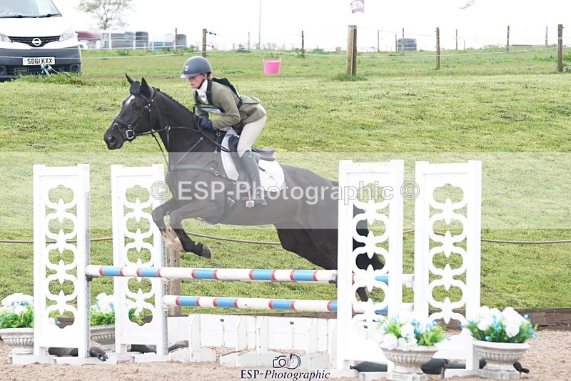 250419-104446-08427 - 572-Henrietta.Ewell-TALOULIETA.TD.Z