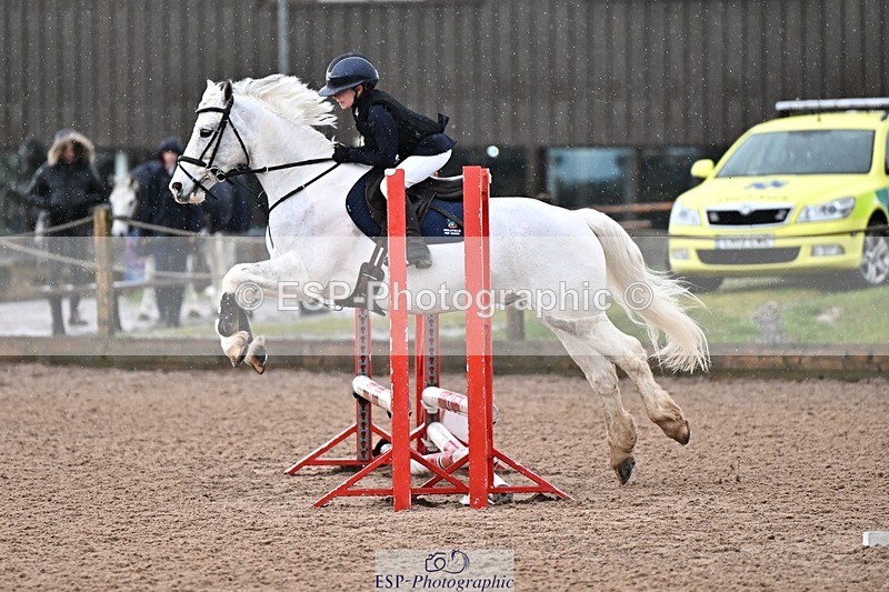 260208-130329-01262 - Cls 18 Clear Round 50cm