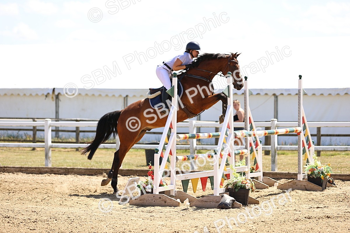 SBM_014870 - Class 15 - Senior Newcomers - 1.10m Open
