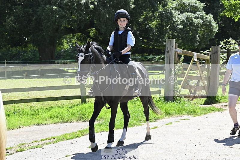 240728B-141223-00465 - Theo and Gemma's Groups Indoor